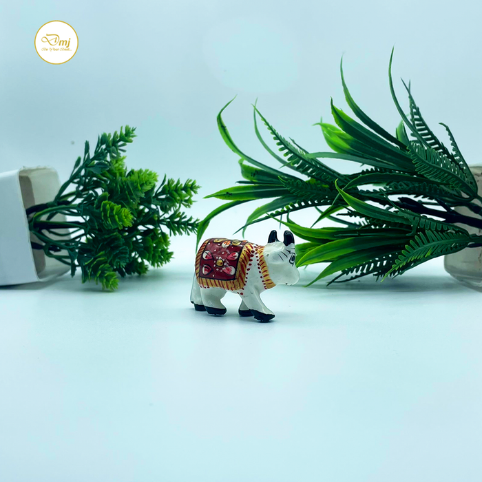 Handpainted Metal Cow Statues for Home Decor