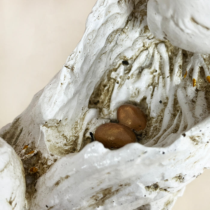 White & Gold Bird Resin Showpiece – Elegant Decorative Figurine