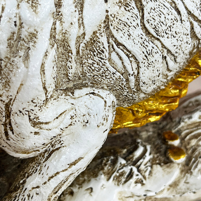 White Resin Tiger Statue Sculpture – Handcrafted Wildlife Decor by Diwam Handicrafts