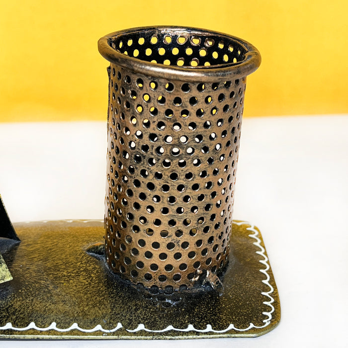 Metal Handpainted Camel Pen Stand/Holder Stand | Pen holder