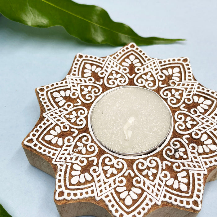 Star-Shaped Wooden Tea Light Holder with Intricate Floral Pattern (Pack of 4)