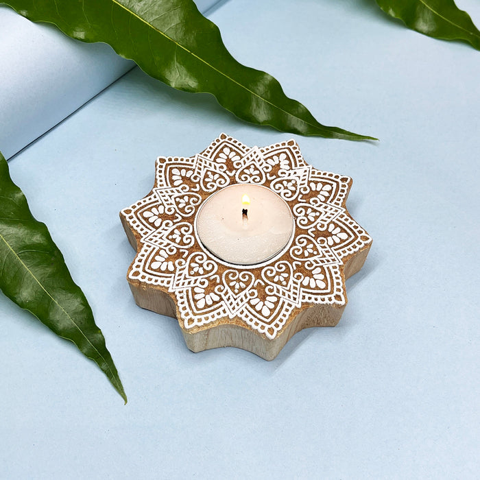 Star-Shaped Wooden Tea Light Holder with Intricate Floral Pattern (Pack of 4)
