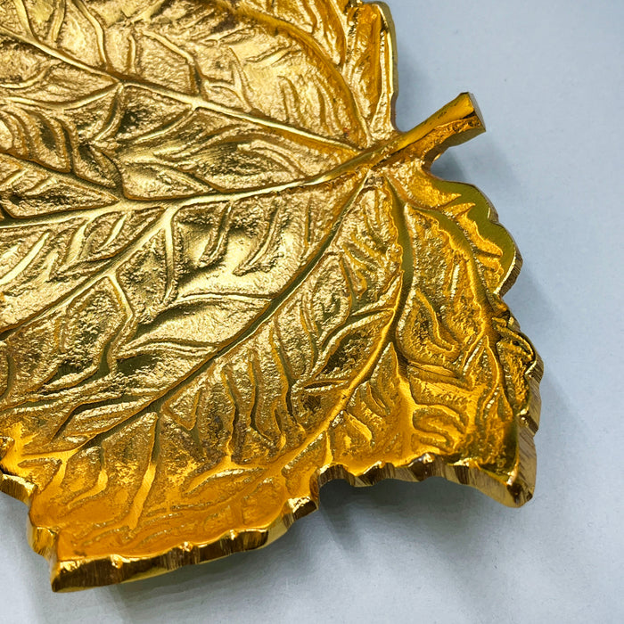 Golden Betel Leaf Bowl in Velvet Box