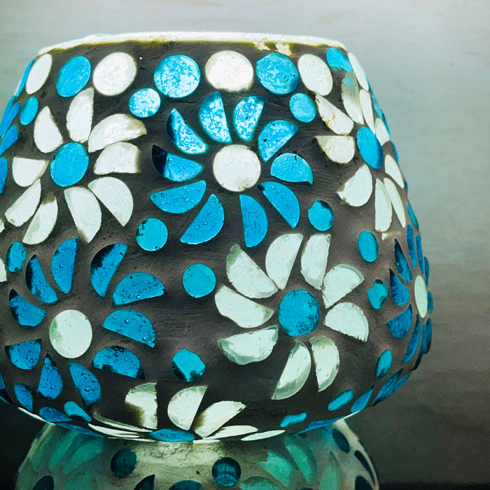 Handcrafted Blue Floral Mosaic Glass Table Lamp – Artistic Home & Bedroom Decor Light