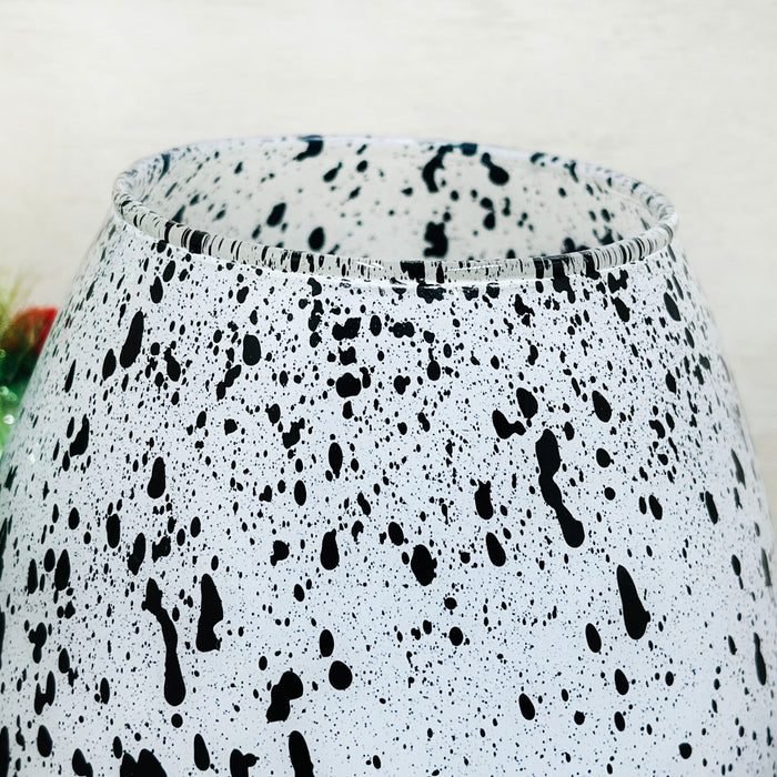Handcrafted Black & White Speckled Glass Table Lamp – Modern Artistic Home Decor Light