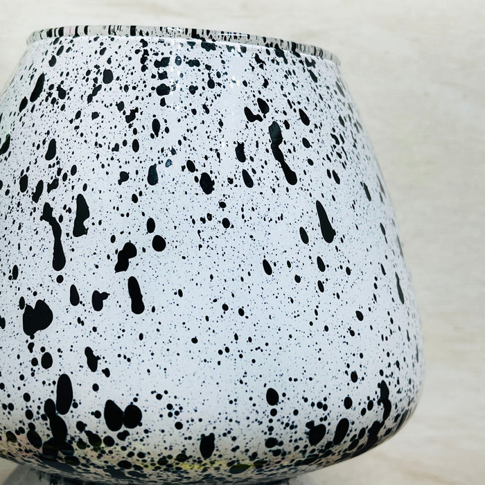 Handcrafted Black & White Speckled Glass Table Lamp – Modern Artistic Home Decor Light