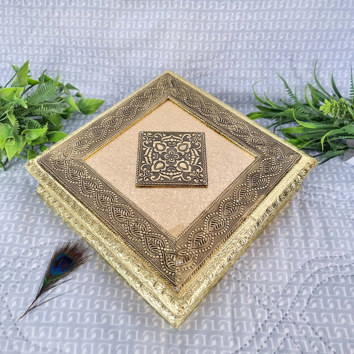 Handmade Meenakari Wooden Dry Fruit Box