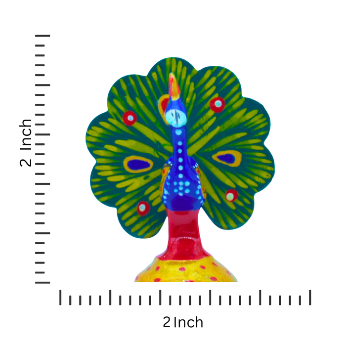 Majestueuse statue de paon