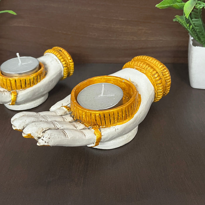 Tea Light Hand Candle Set made of Resin or Metal