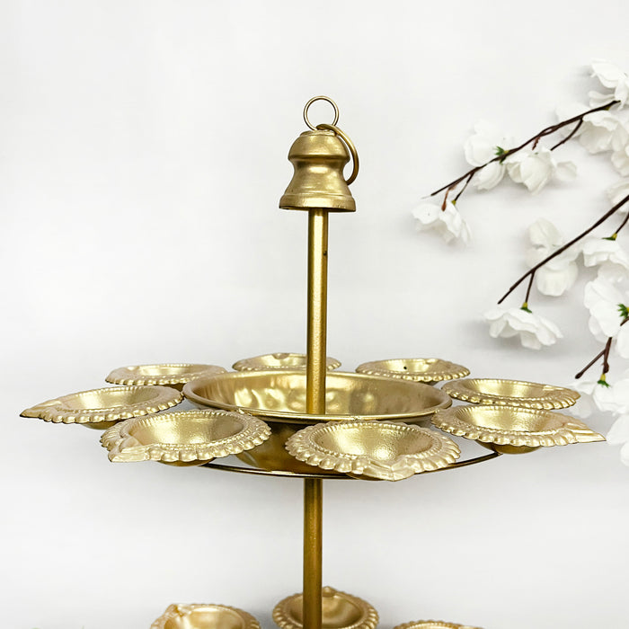 Elevate your home decor with this exquisite 3-tier urli bowl set