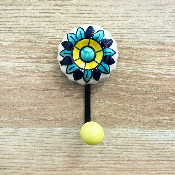 Decorative Ceramic Flower Key Holder – Functional and Fun