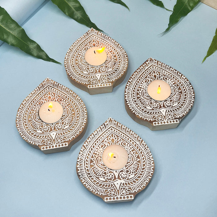 Leaf-Shaped Kadamb Wood Tea Light Candle Holders – Handcrafted Elegance(Pack of 4)