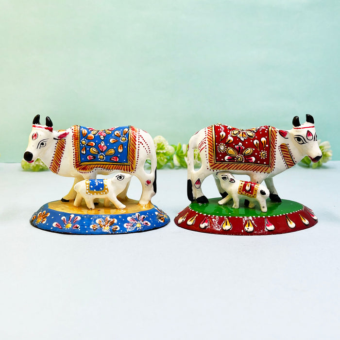 Beautiful Metal Meenakari Cow Set – Artistic Touch for Your Decor