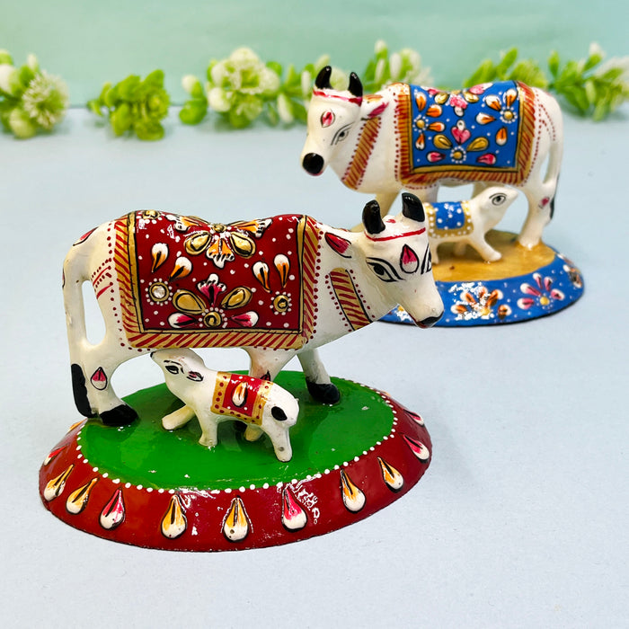 Beautiful Metal Meenakari Cow Set – Artistic Touch for Your Decor