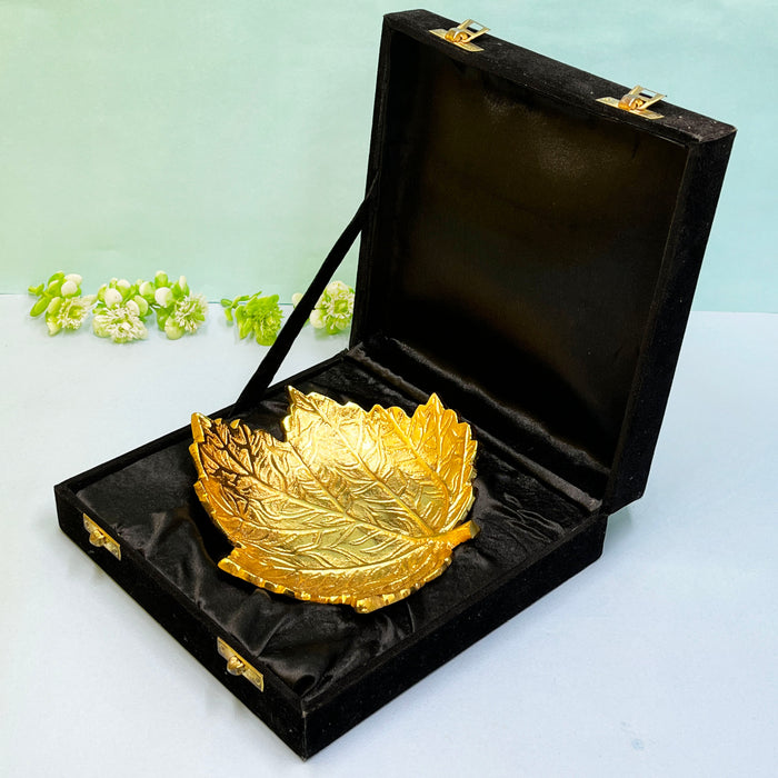 Golden Betel Leaf Bowl in Velvet Box