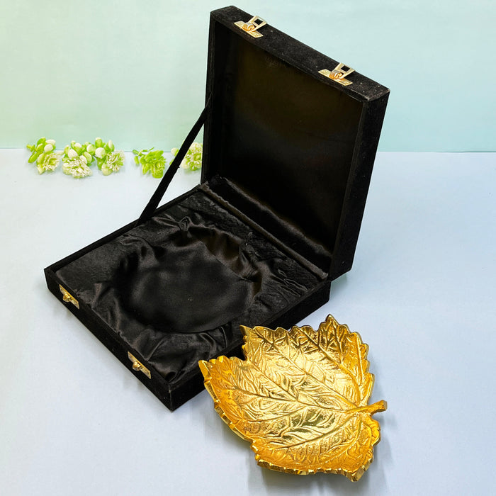 Golden Betel Leaf Bowl in Velvet Box