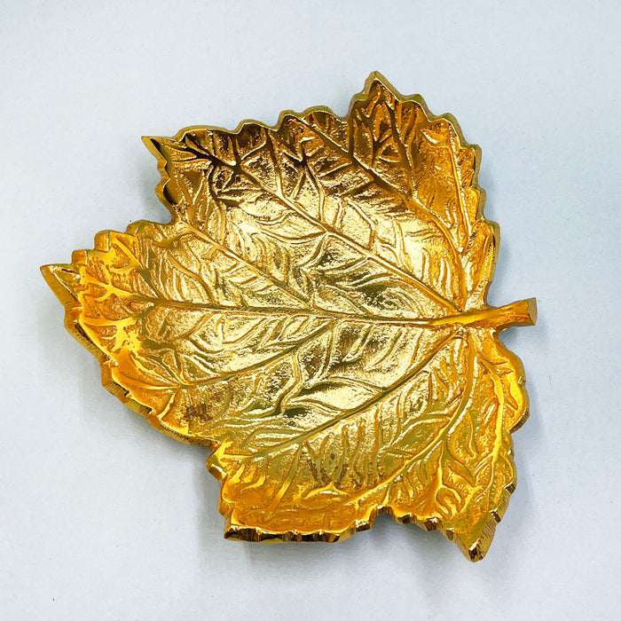 Golden Betel Leaf Bowl in Velvet Box