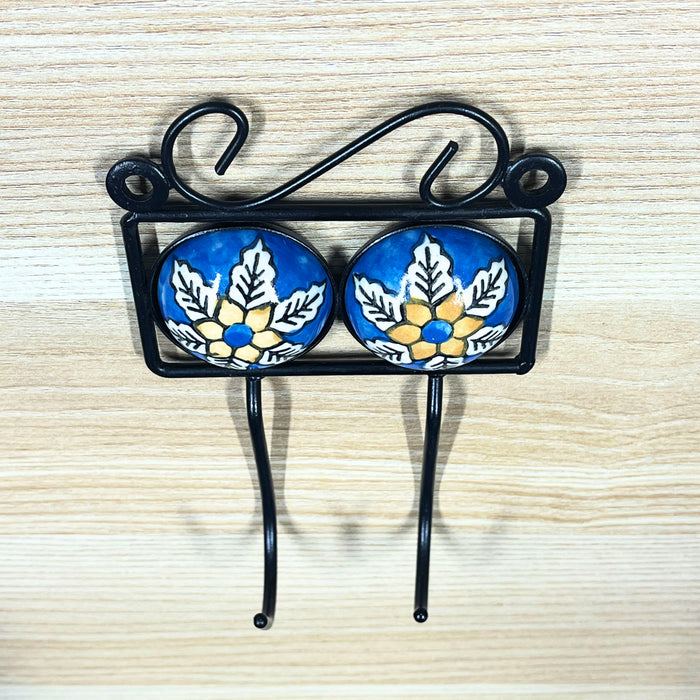 Dual Hook Ceramic &amp; Iron Key Holder – Blue Floral Design, 10 x 4.5 x 15.5 cm