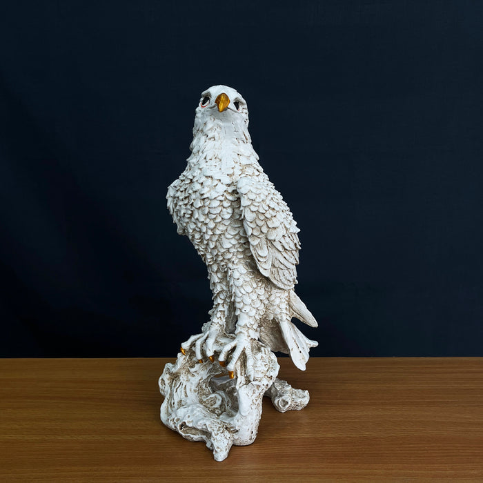 White Resign Eagle Statue