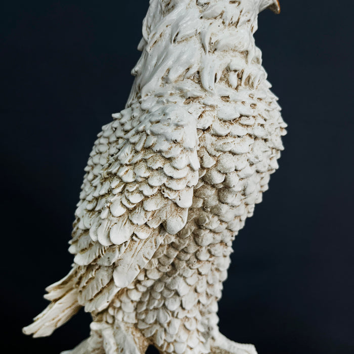 White Resign Eagle Decorative Showpieces