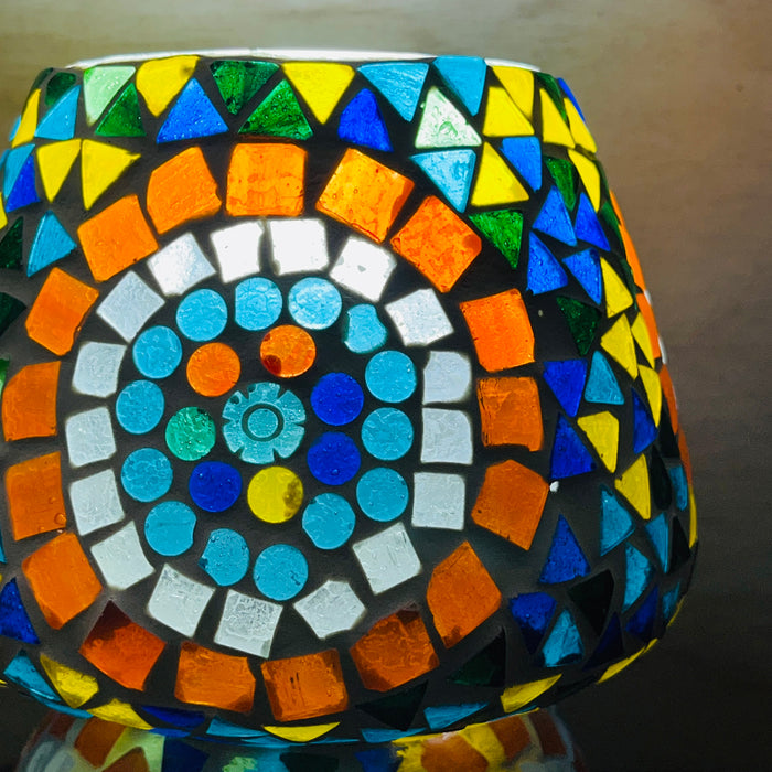 Handcrafted Multicolor Mosaic Glass Table Lamp – Artistic Round Pattern Home Decor Light