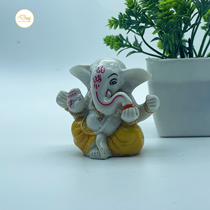Handcrafted Lord Ganesha Idol for Home Decor & Puja | Decorative Ganpati Murti