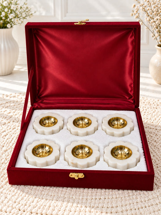Handcrafted Marble Flower-Shaped Tealight Candle Holder Set of 4, Elegant Home Decor